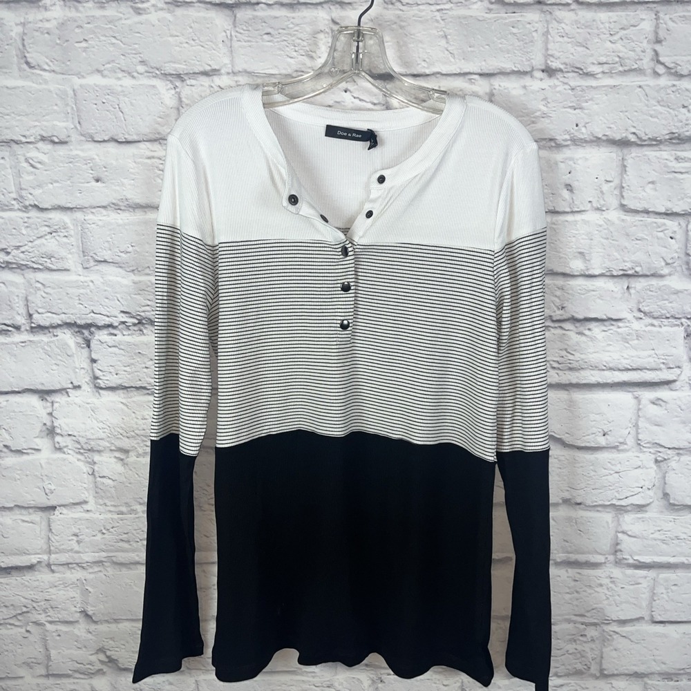Doe & Rae Women's NWT Minimalist Colorblock Ribbed Stretch Henley Top Size Large